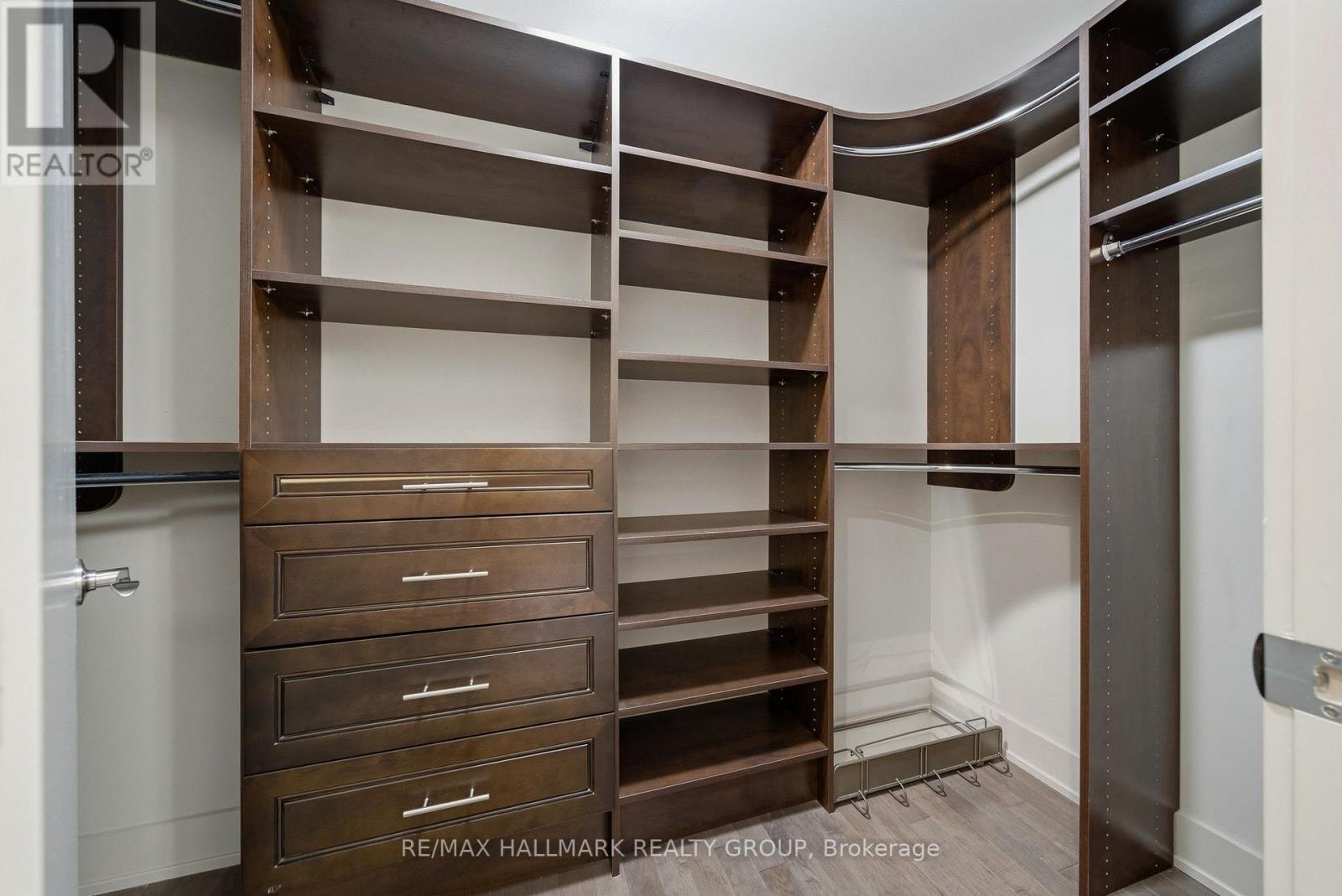 507 - 108 Richmond Road