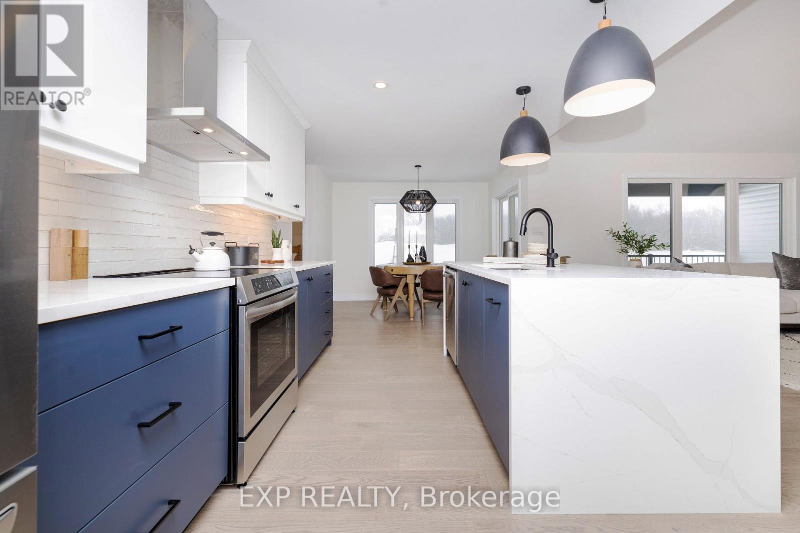 229 Trudeau Crescent