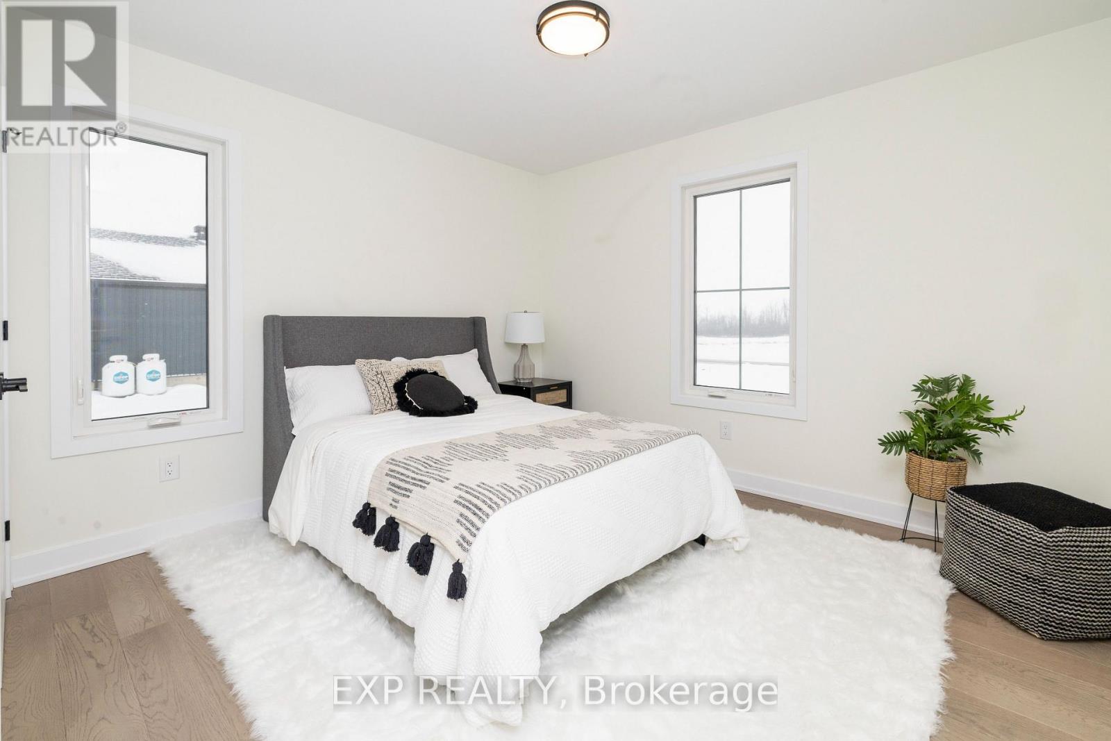 229 Trudeau Crescent