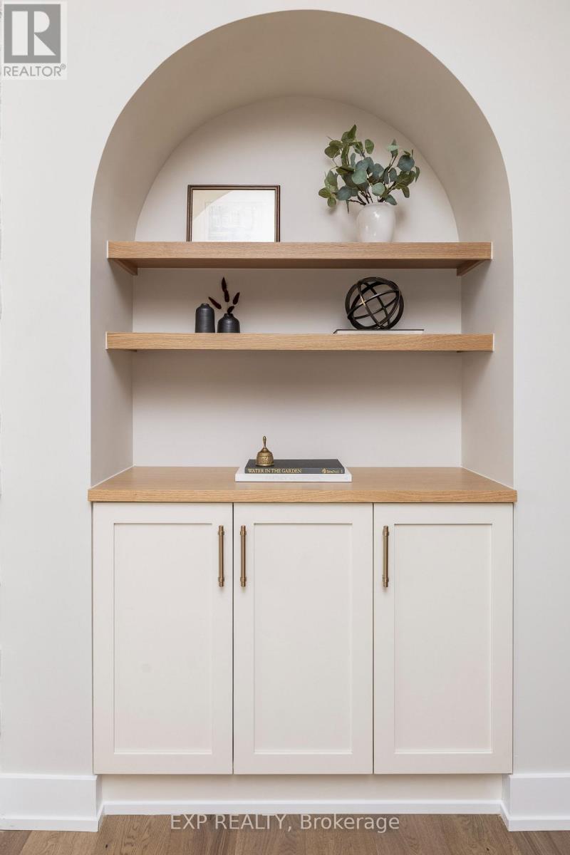 245 Trudeau Crescent