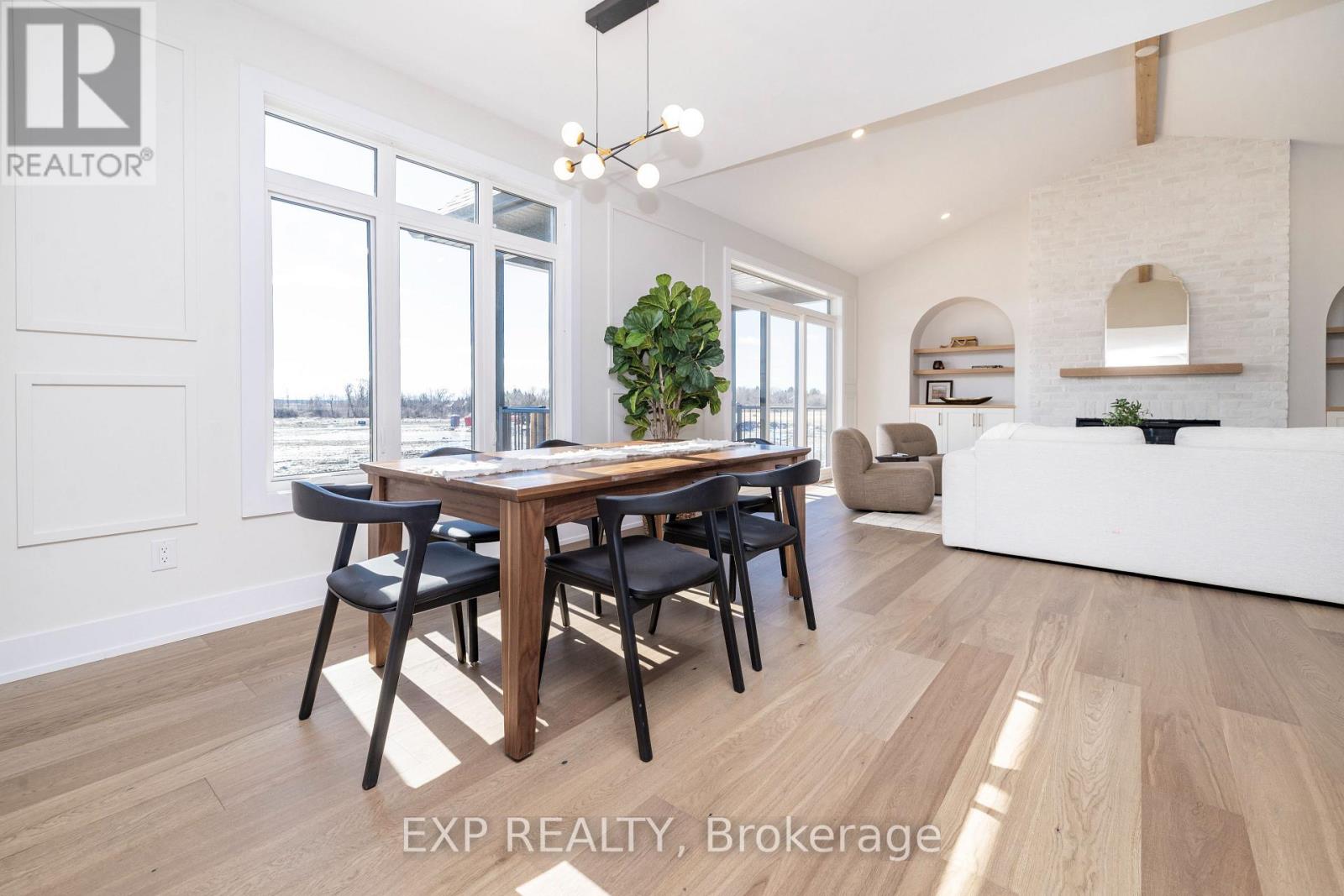 245 Trudeau Crescent