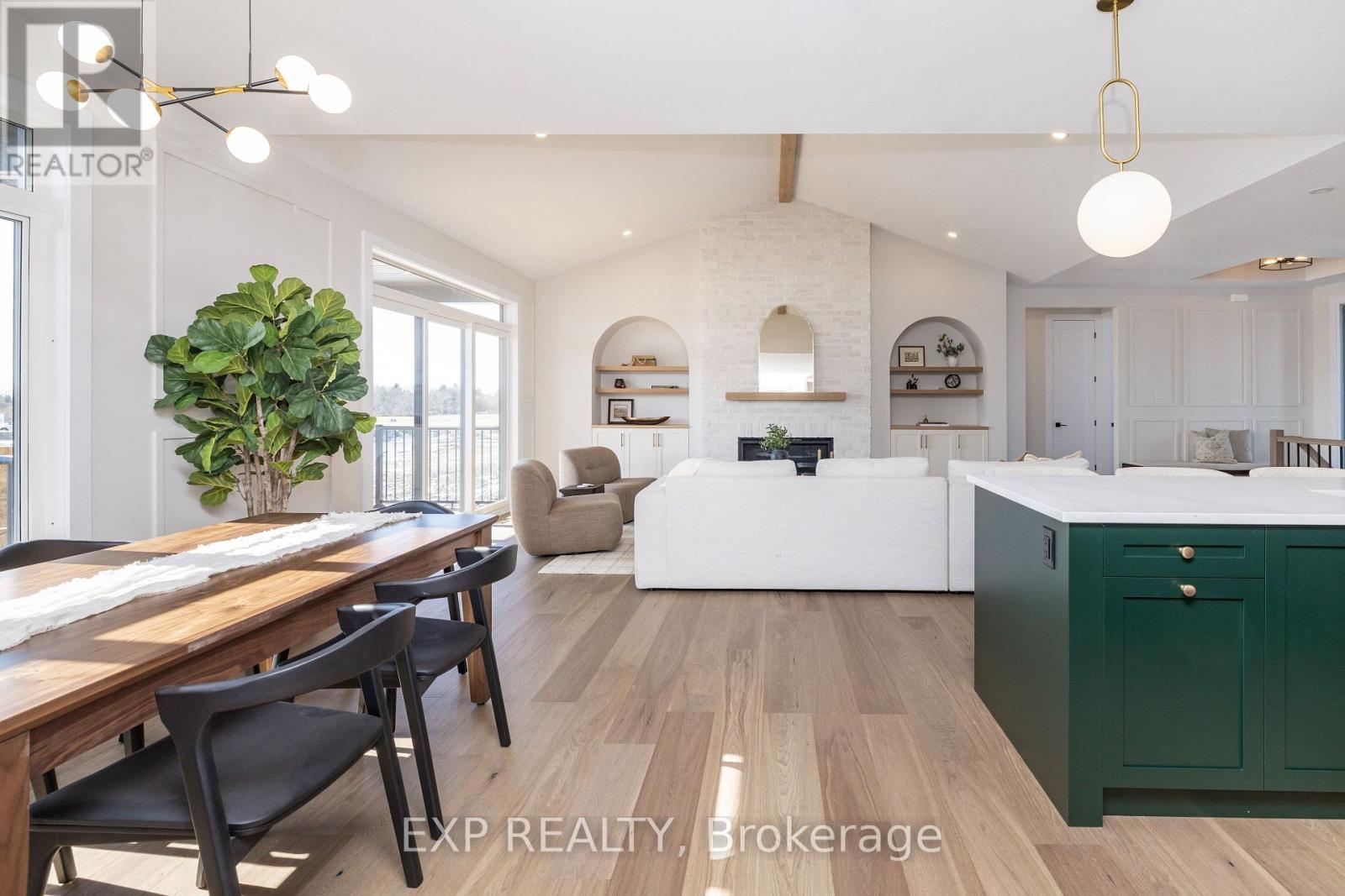 245 Trudeau Crescent