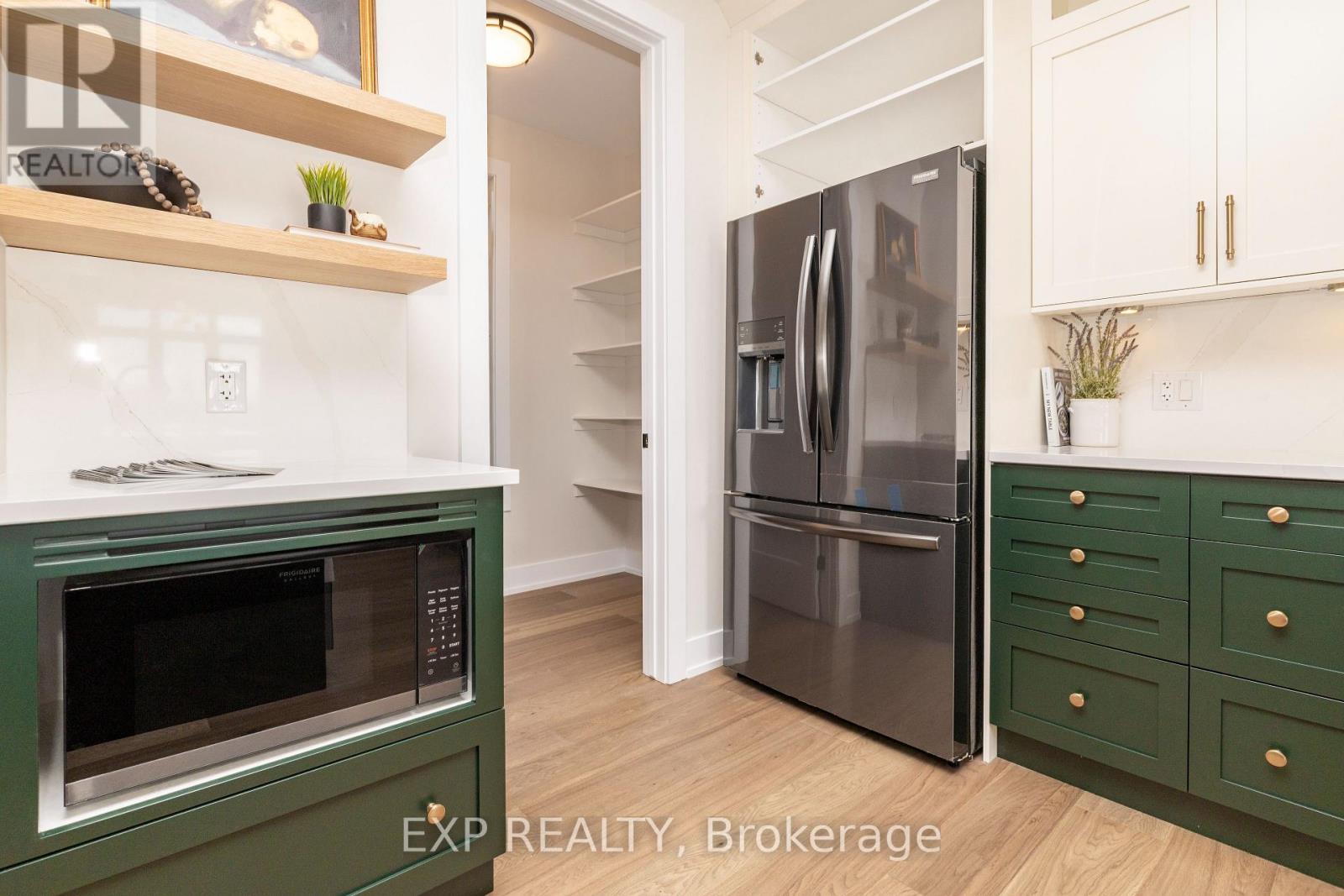 245 Trudeau Crescent