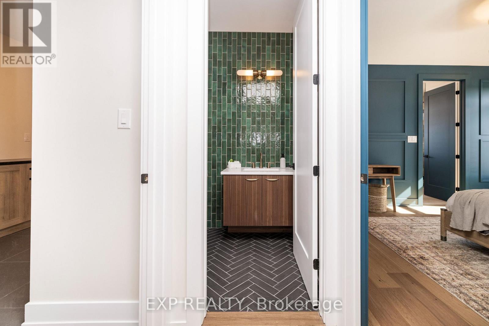 245 Trudeau Crescent