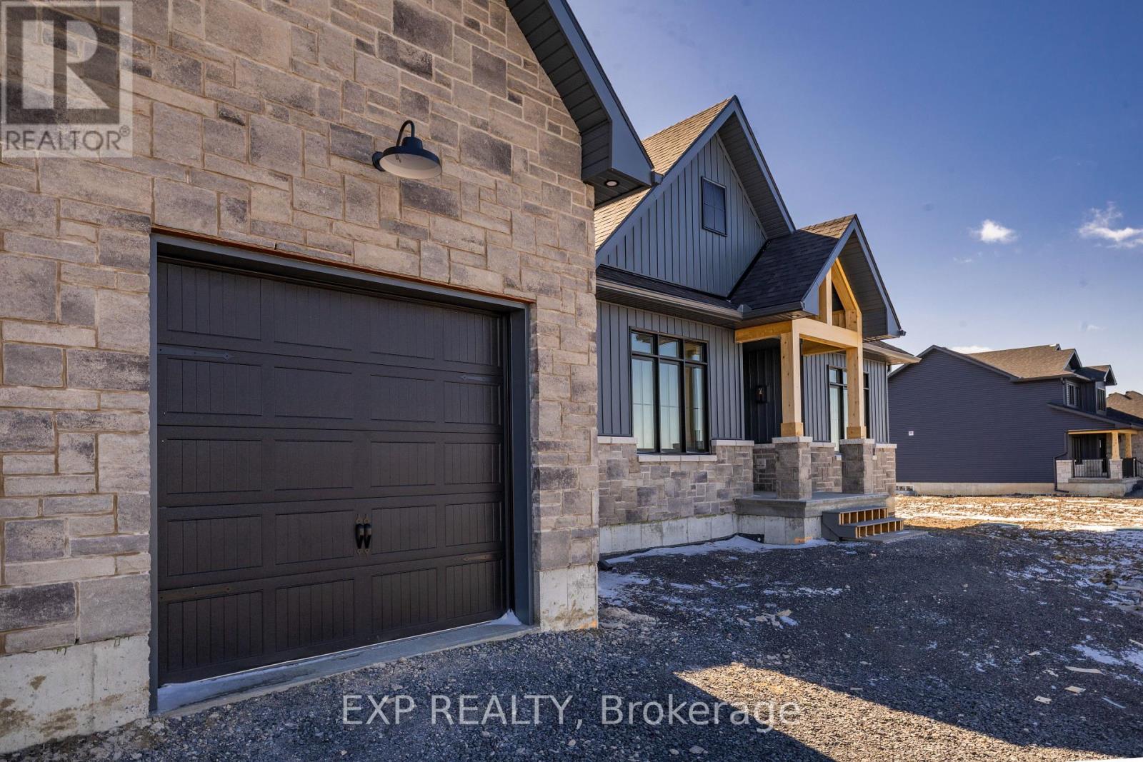 245 Trudeau Crescent