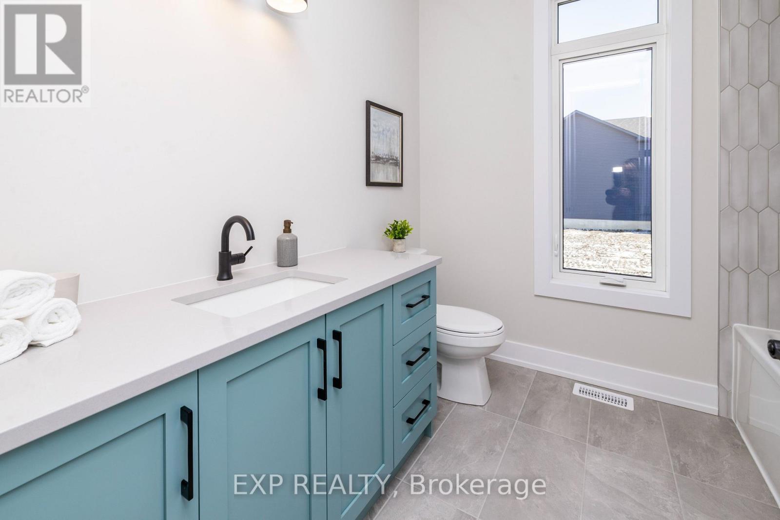 245 Trudeau Crescent