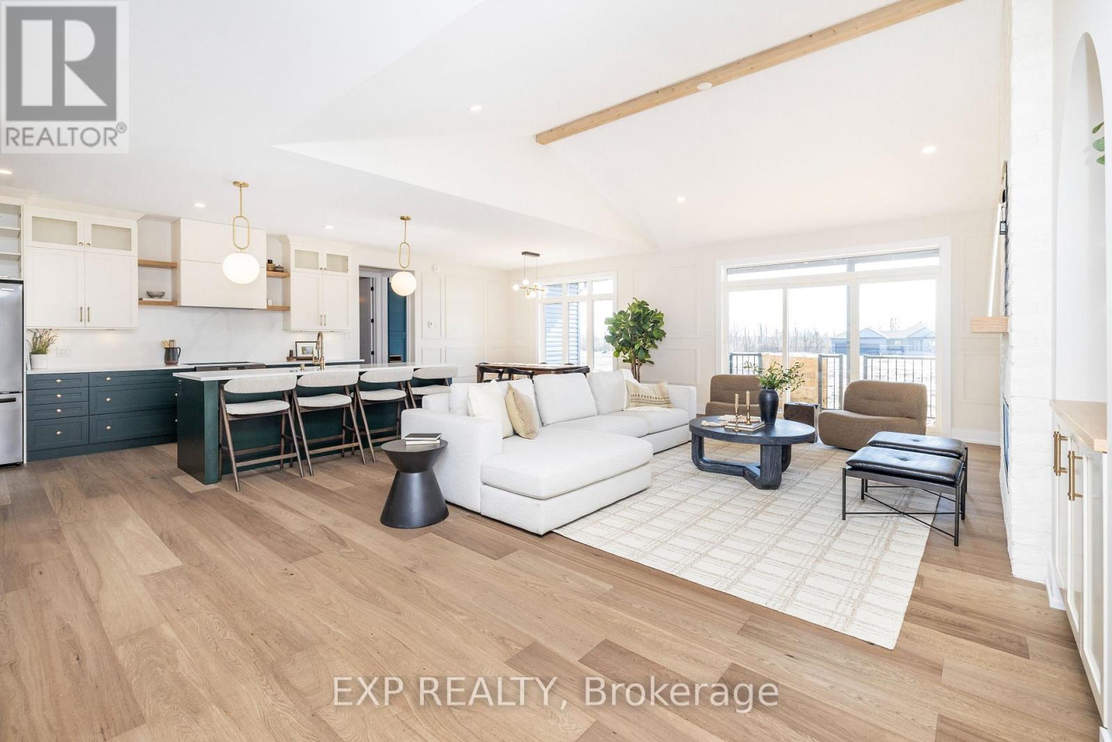 245 Trudeau Crescent