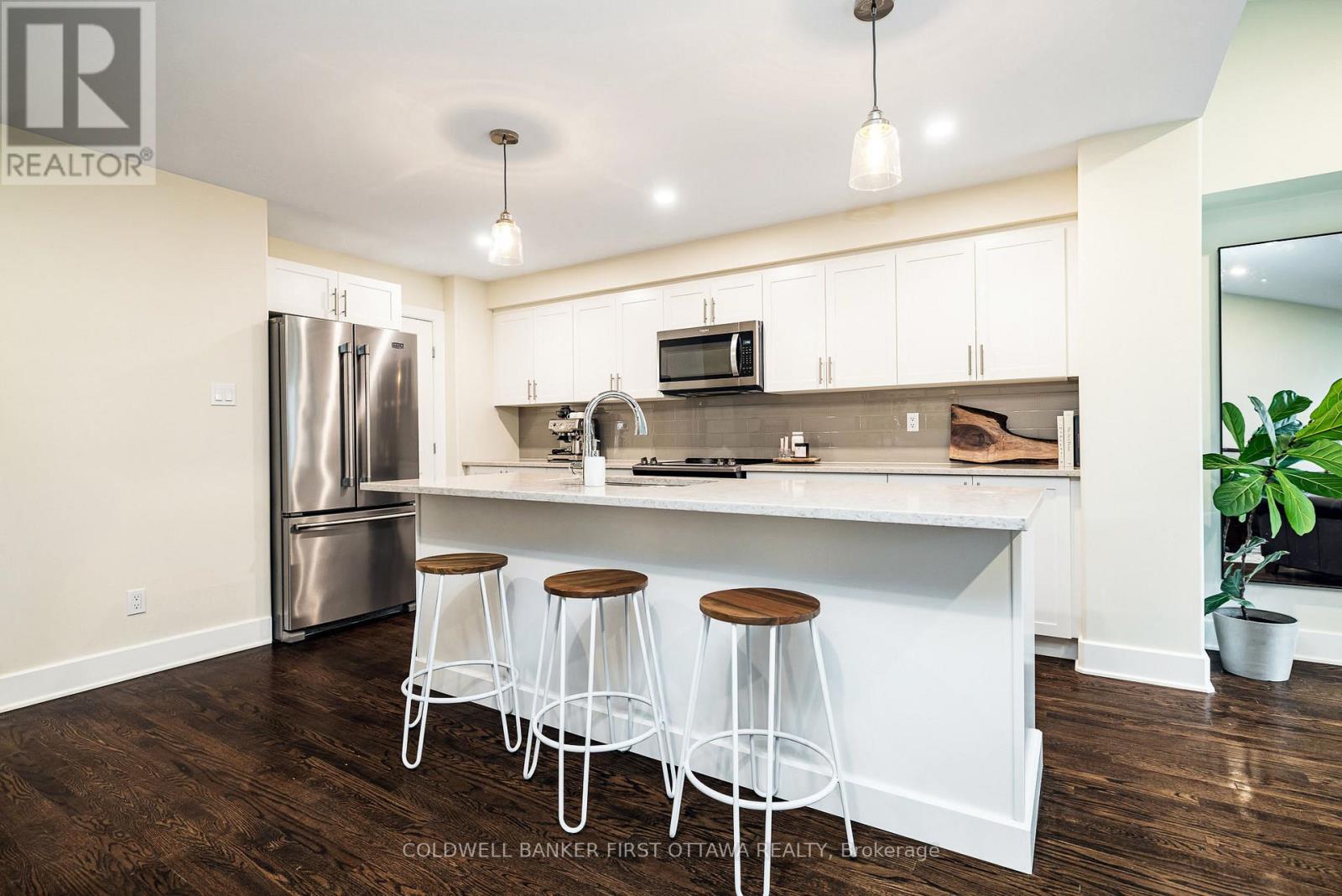 211 Purchase Crescent