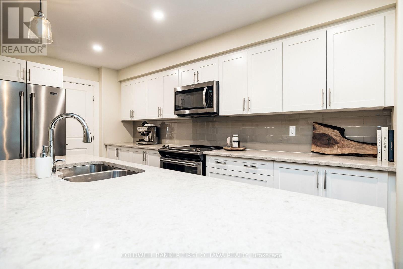 211 Purchase Crescent