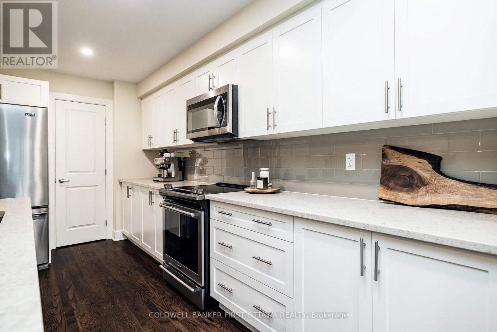 211 Purchase Crescent