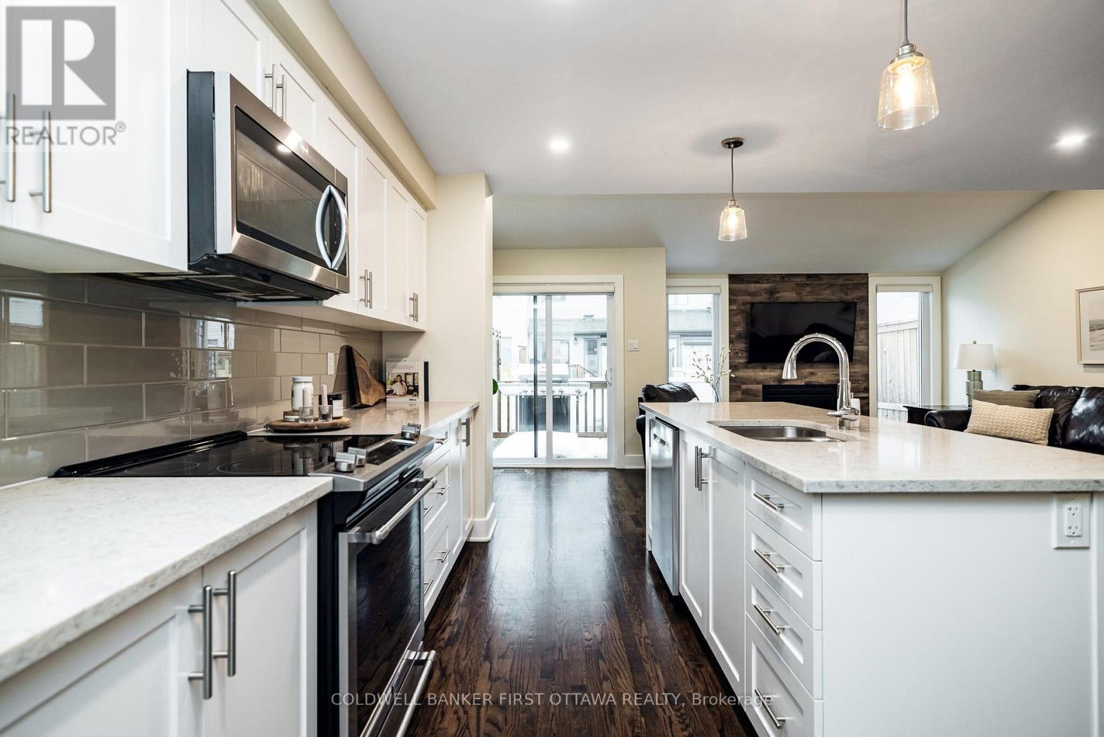 211 Purchase Crescent