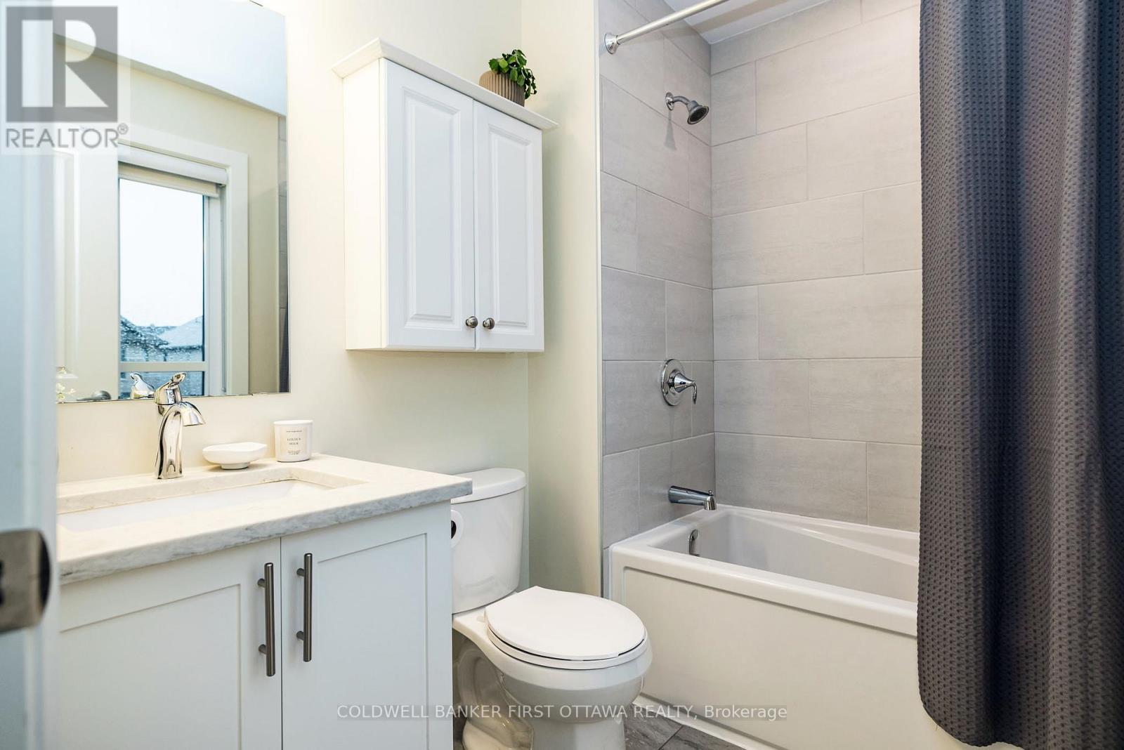 211 Purchase Crescent