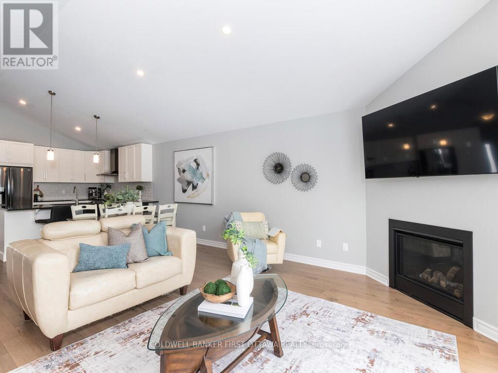 627 Bracewell Street