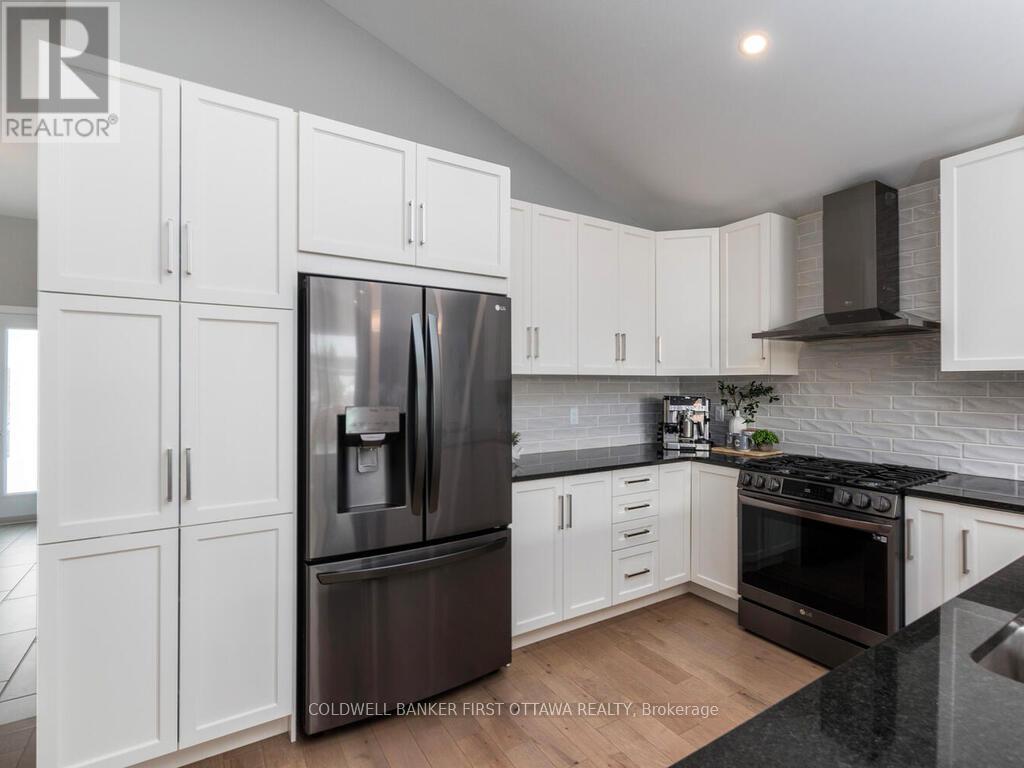 627 Bracewell Street