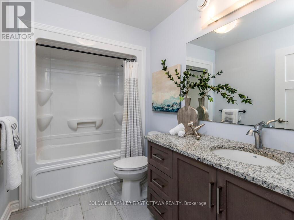 627 Bracewell Street