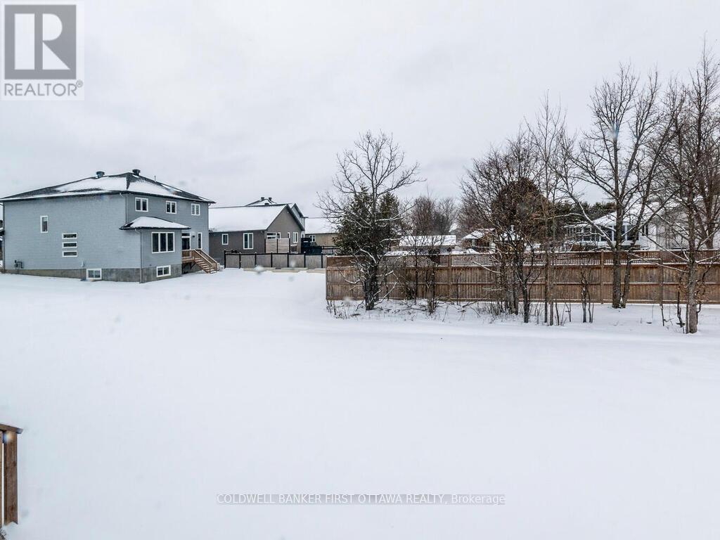 627 Bracewell Street