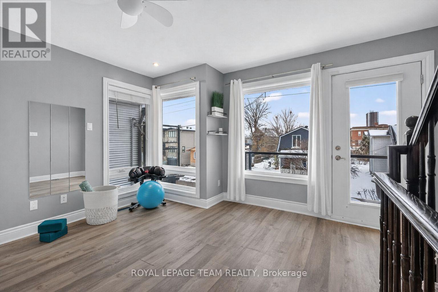 A - 142 A Queen Mary Street