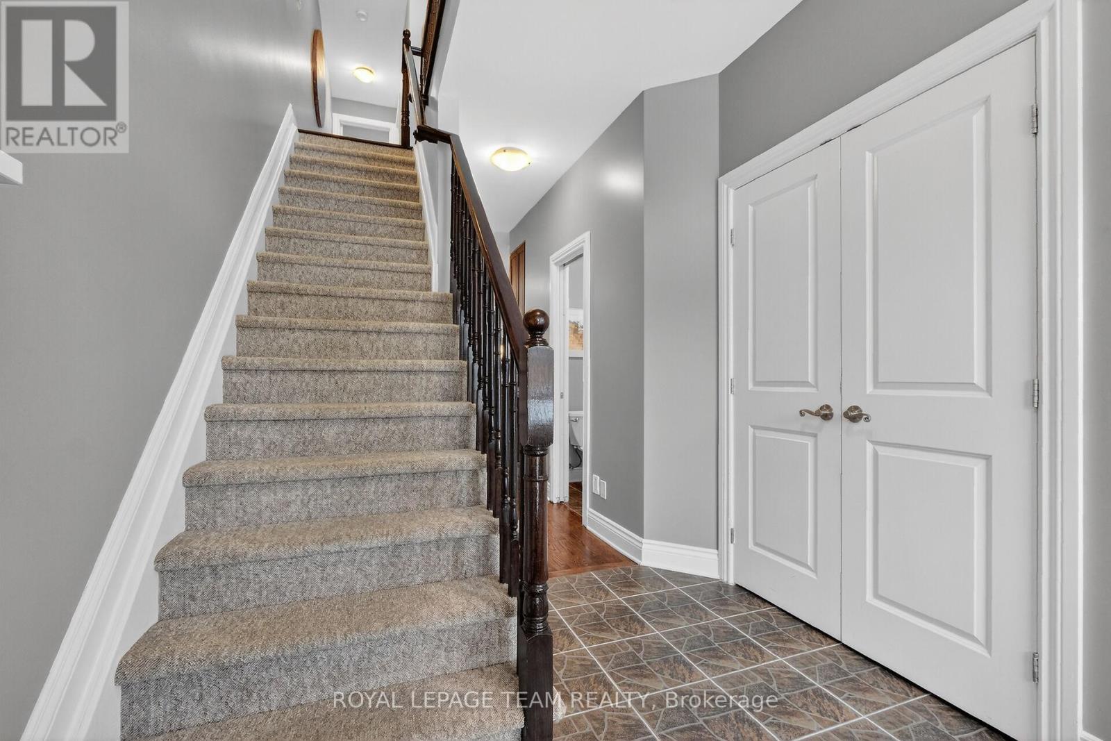 A - 142 A Queen Mary Street