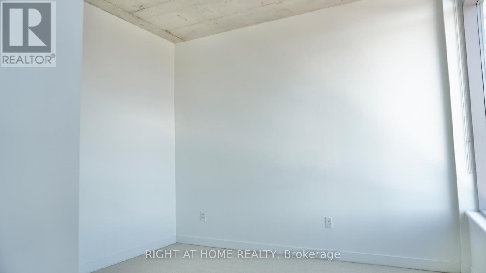 904 - 383 Cumberland Street