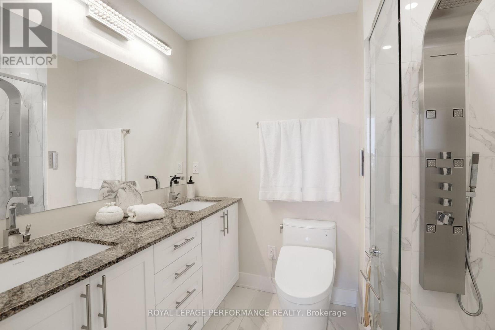 907 - 1035 Bank Street