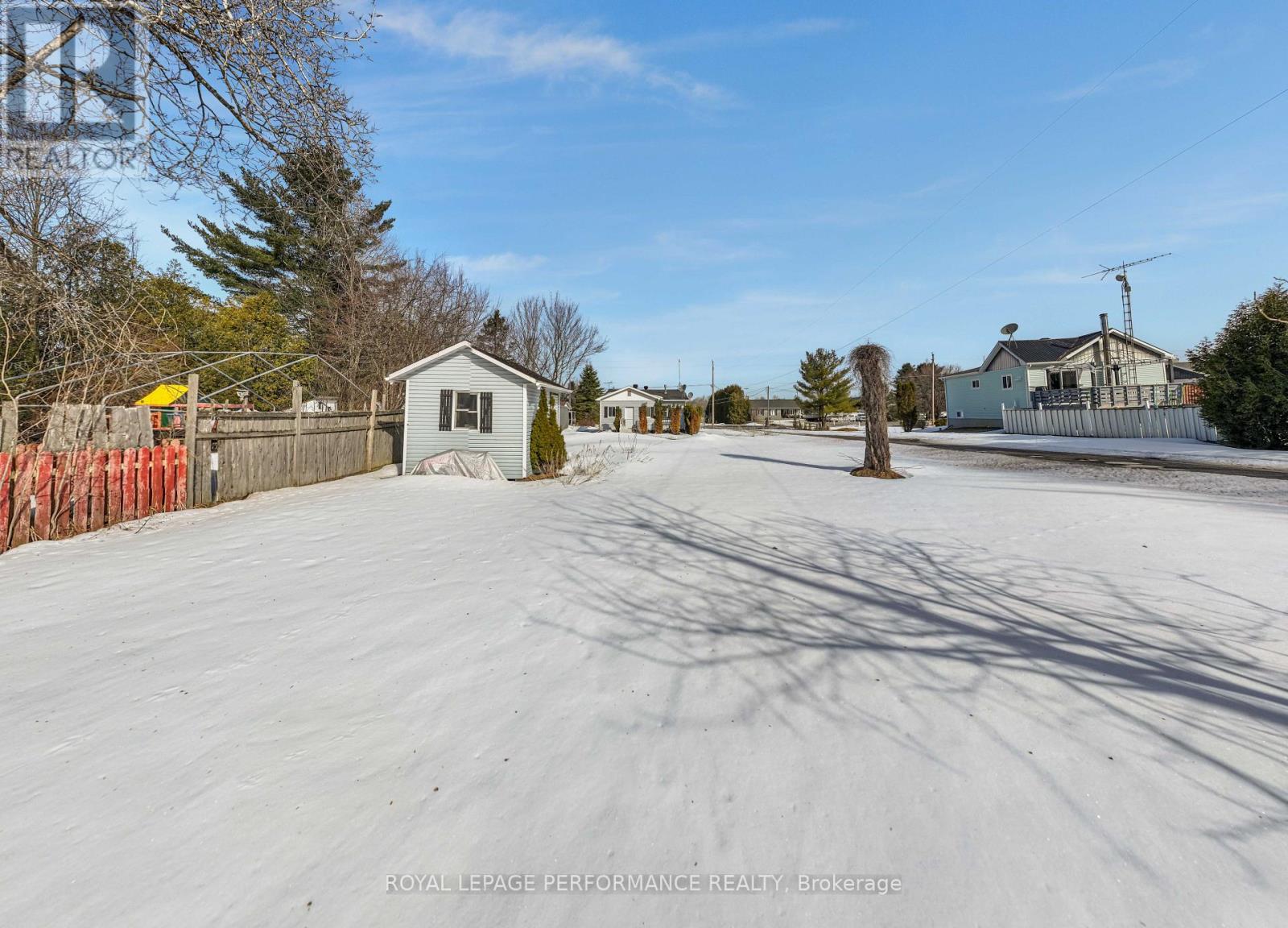 2082 Sandy Hill Road