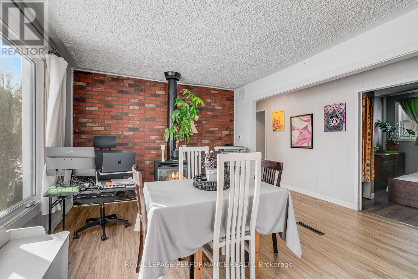 2082 Sandy Hill Road