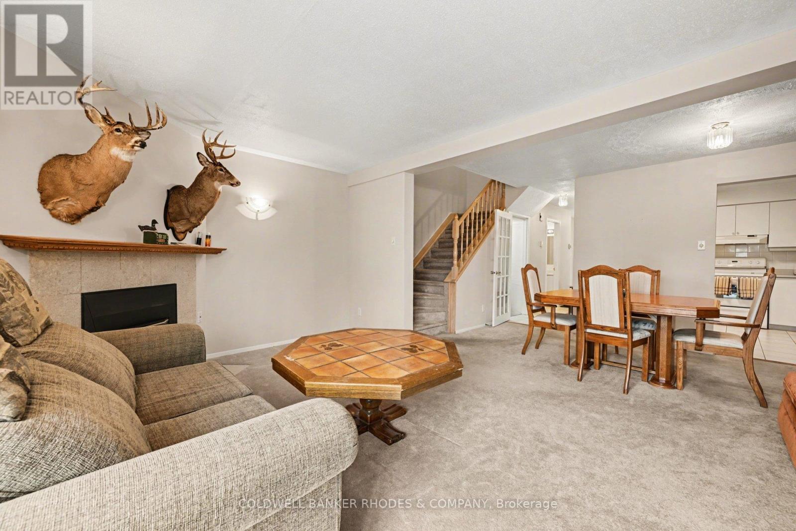 13 Clarkson Crescent