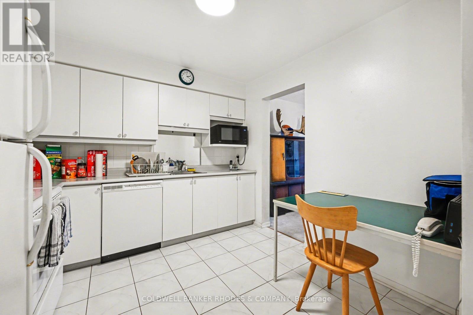 13 Clarkson Crescent