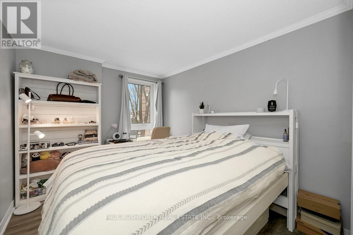 202 - 939 North River Road