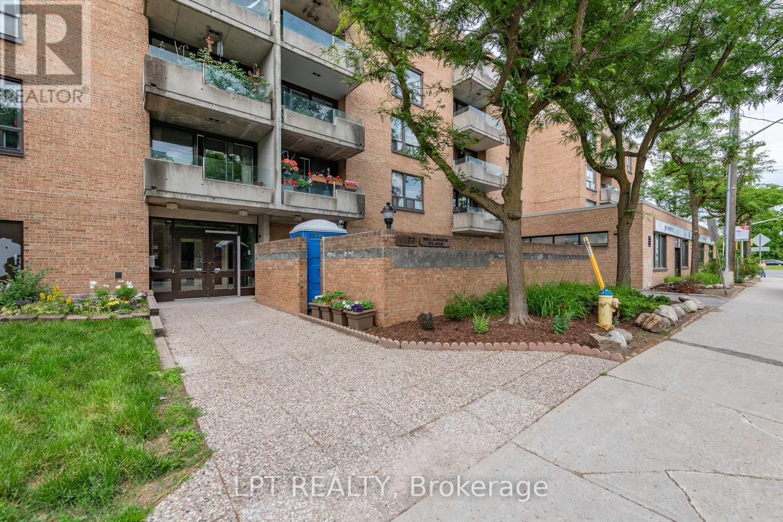 #206 - 1177 Belanger Avenue