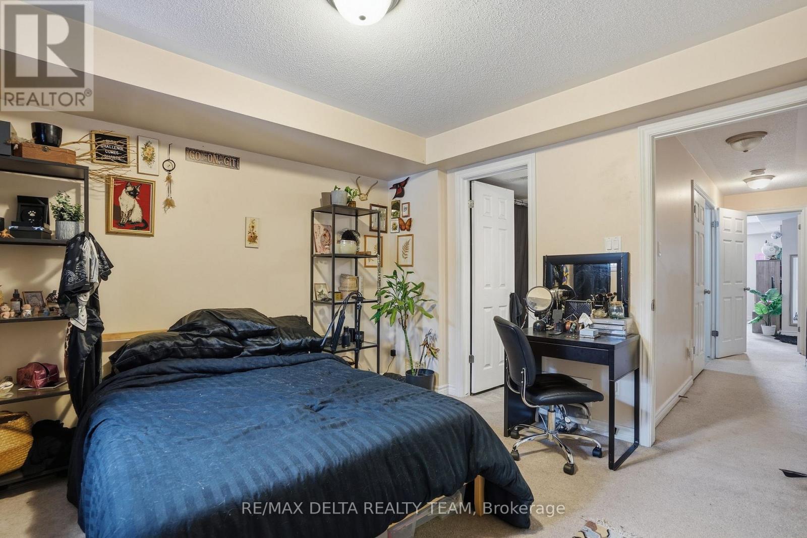 121 - 2333 Esprit Drive