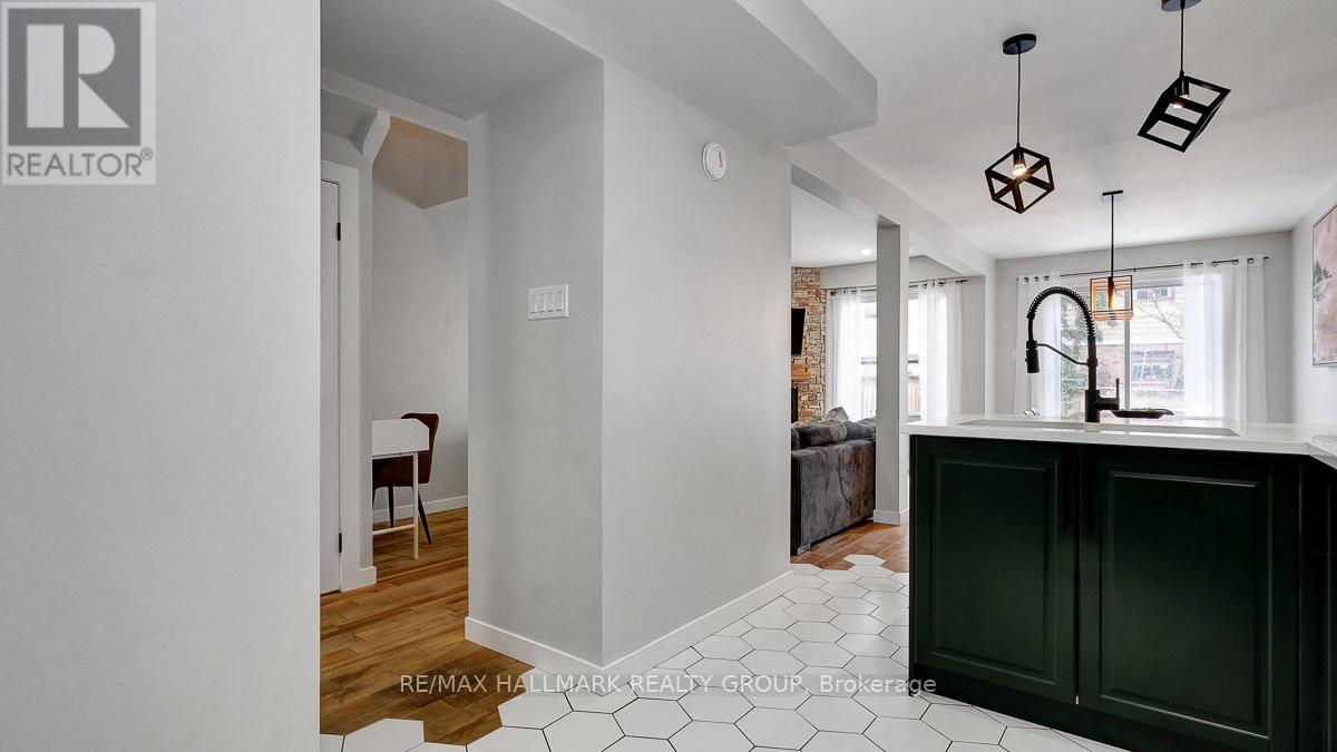 78 Havenhurst Crescent