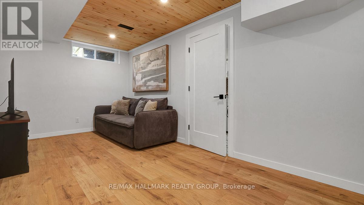 78 Havenhurst Crescent