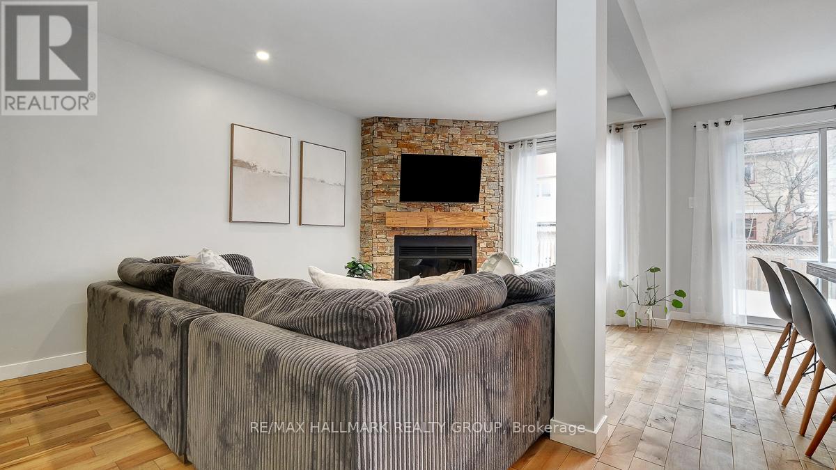 78 Havenhurst Crescent