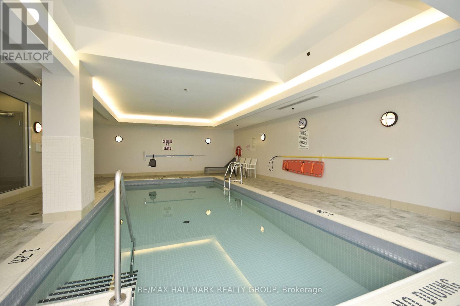 814 - 238 Besserer Street