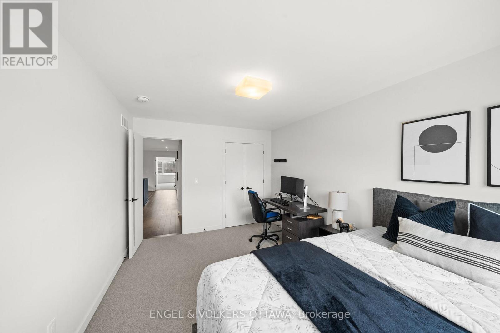 250 Shuttleworth Drive