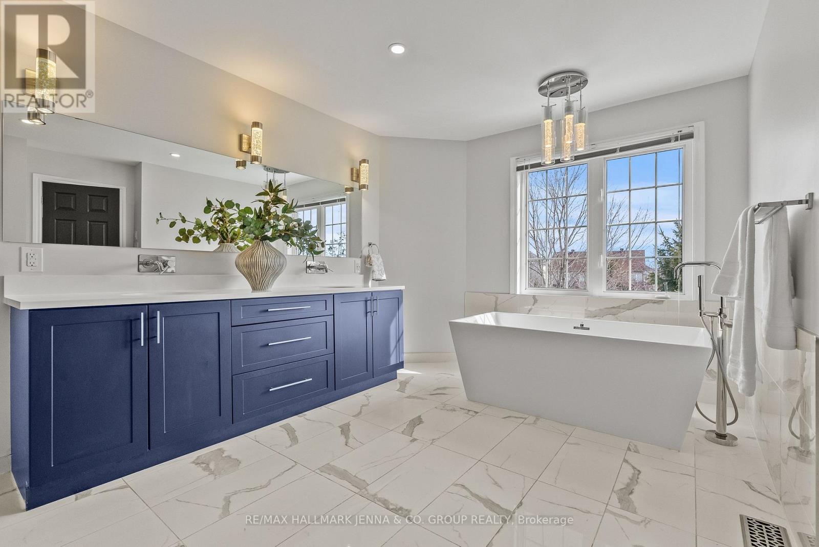 2649 Fallingwater Circle