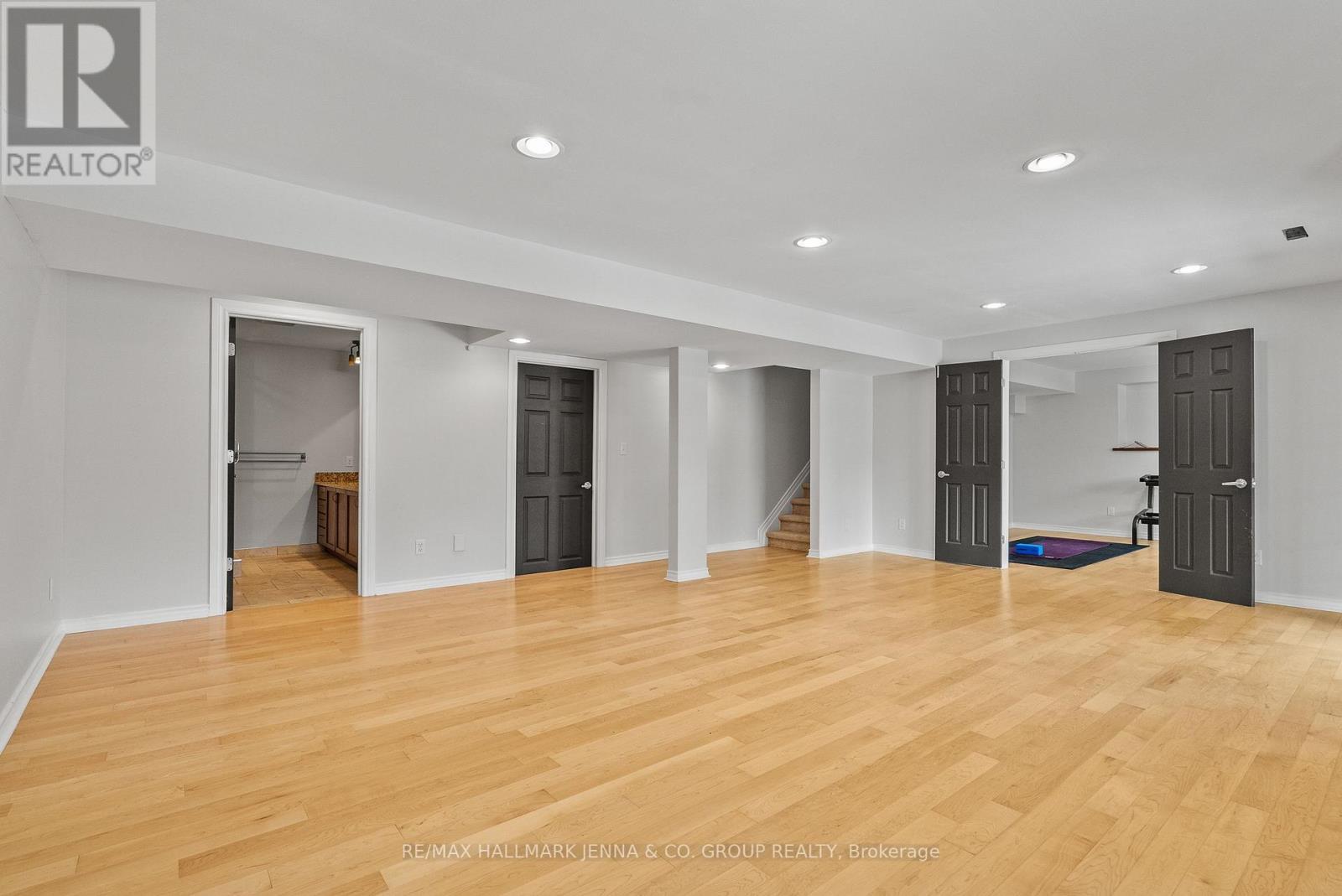 2649 Fallingwater Circle