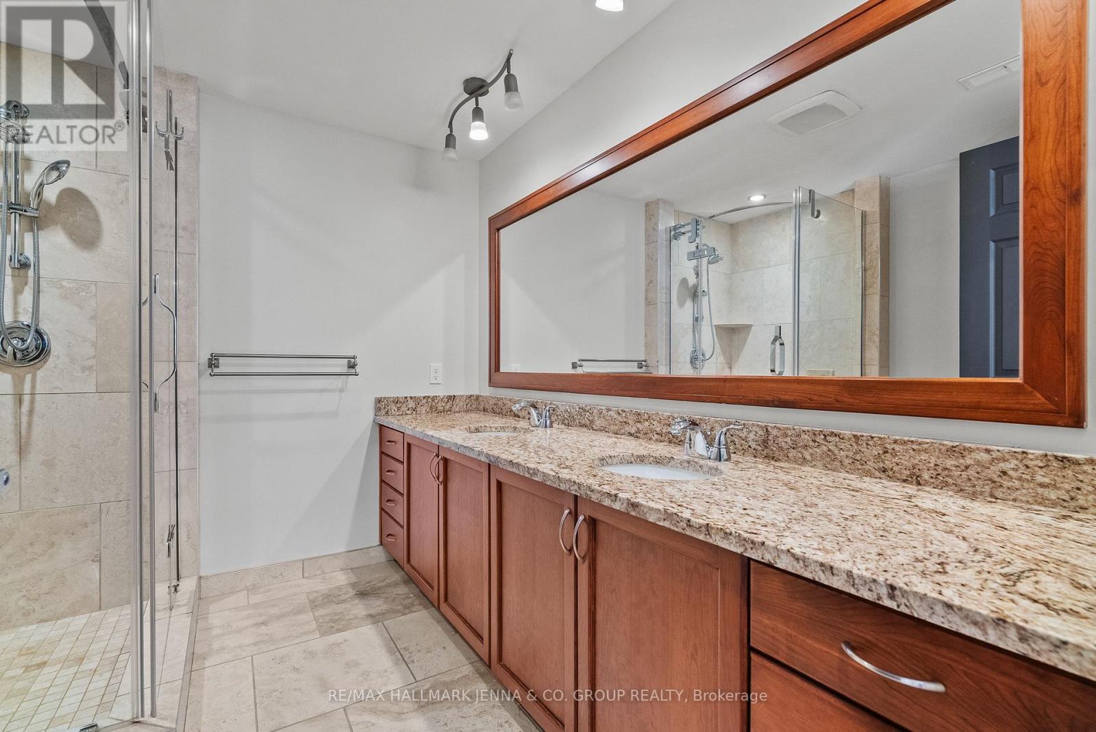 2649 Fallingwater Circle