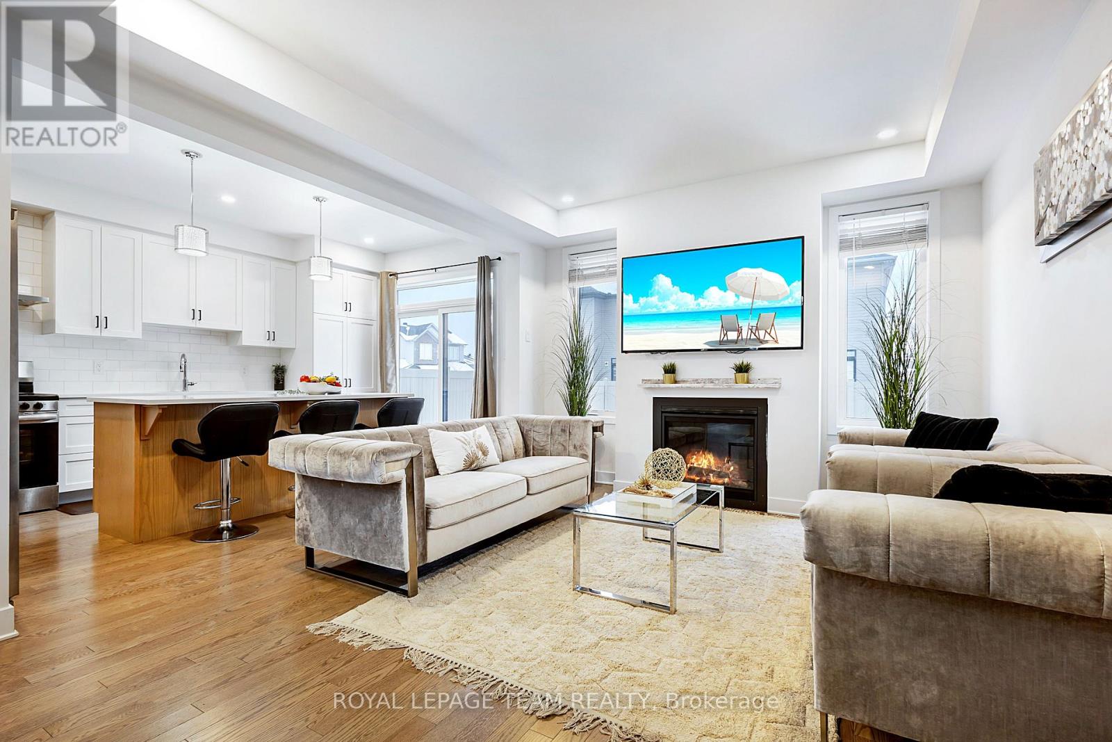 223 Turnbuckle Crescent