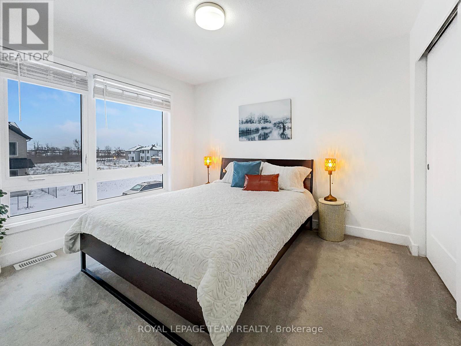 223 Turnbuckle Crescent