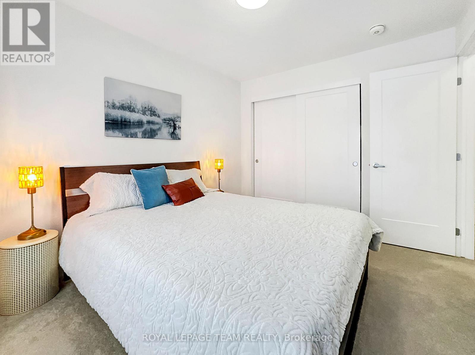 223 Turnbuckle Crescent