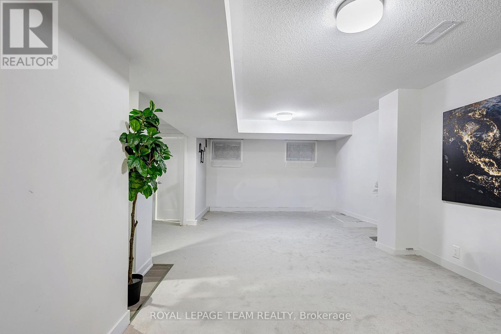 223 Turnbuckle Crescent