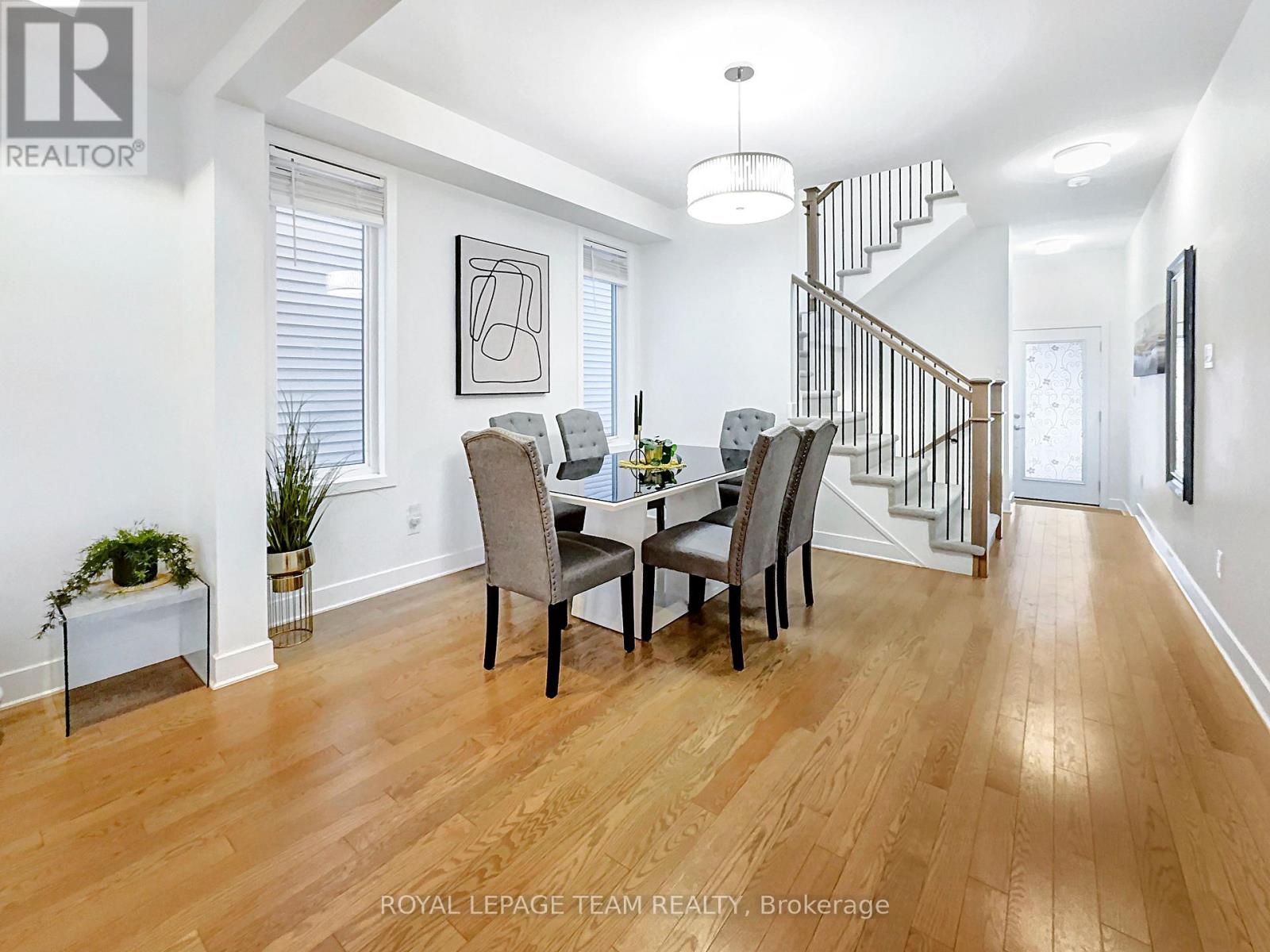 223 Turnbuckle Crescent