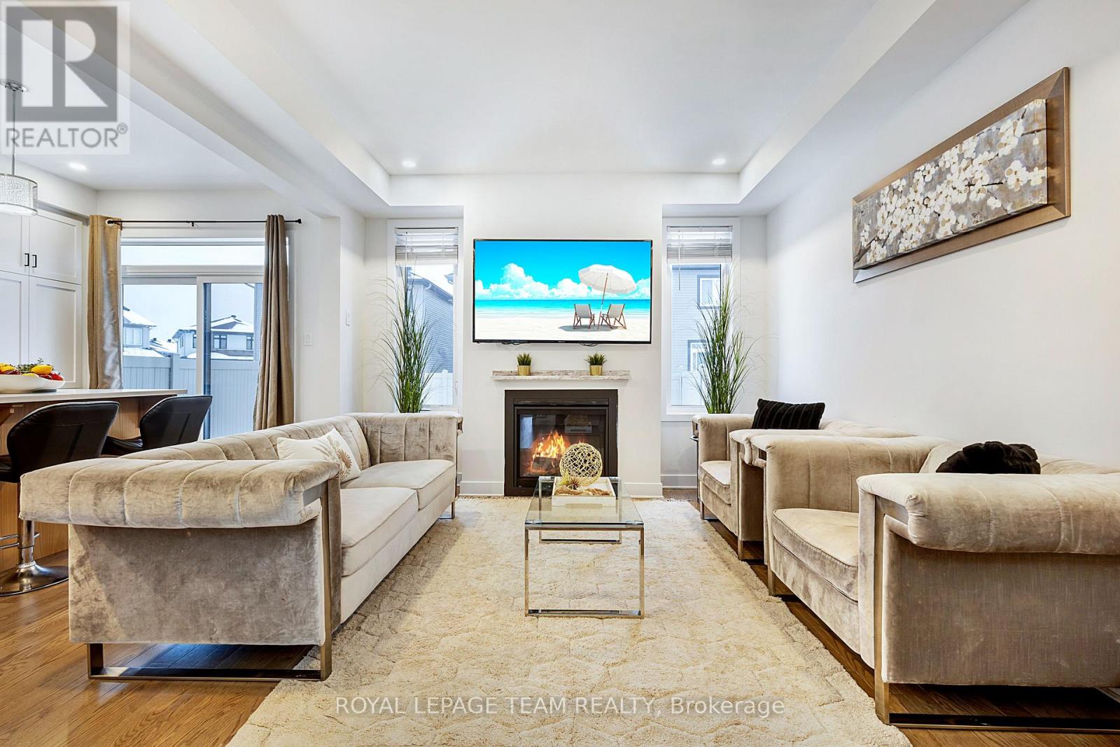 223 Turnbuckle Crescent