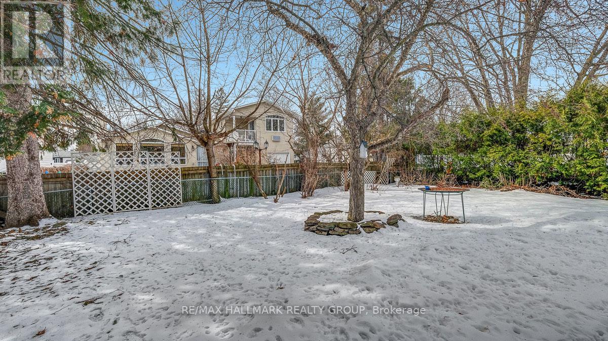 2185 Bickerton Avenue