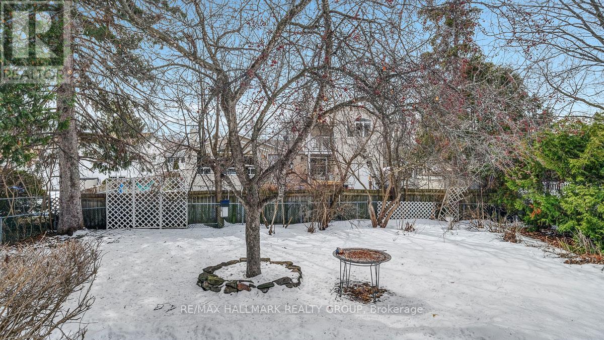 2185 Bickerton Avenue