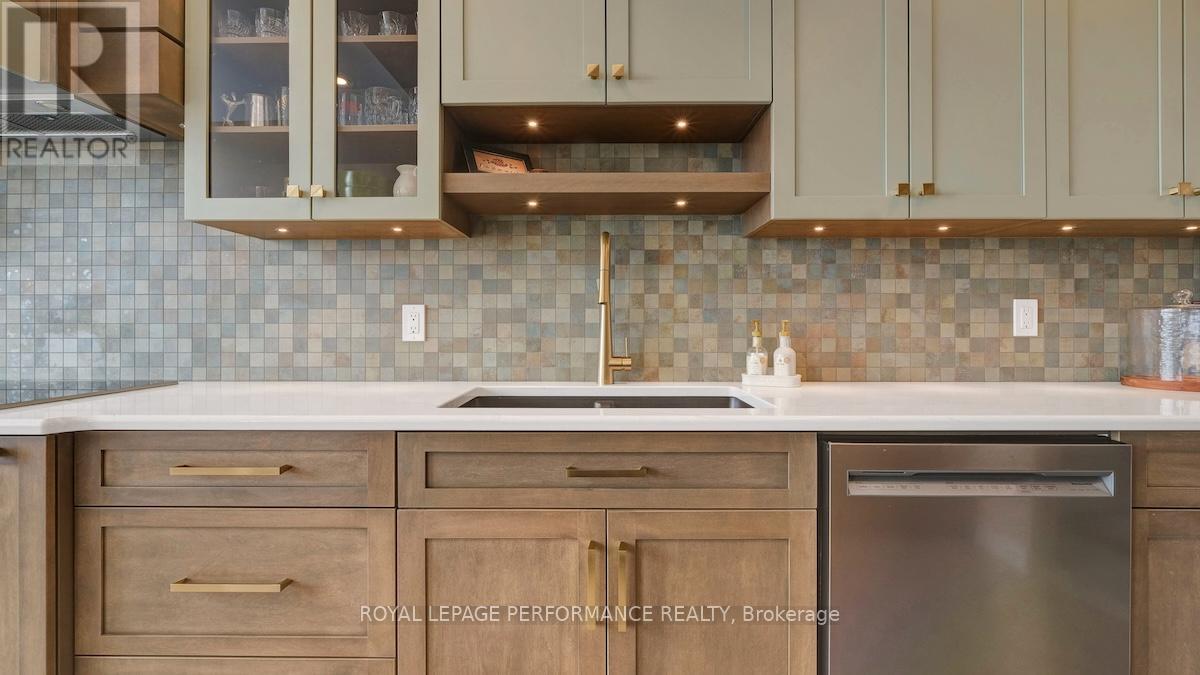 2002 - 1480 Riverside Drive