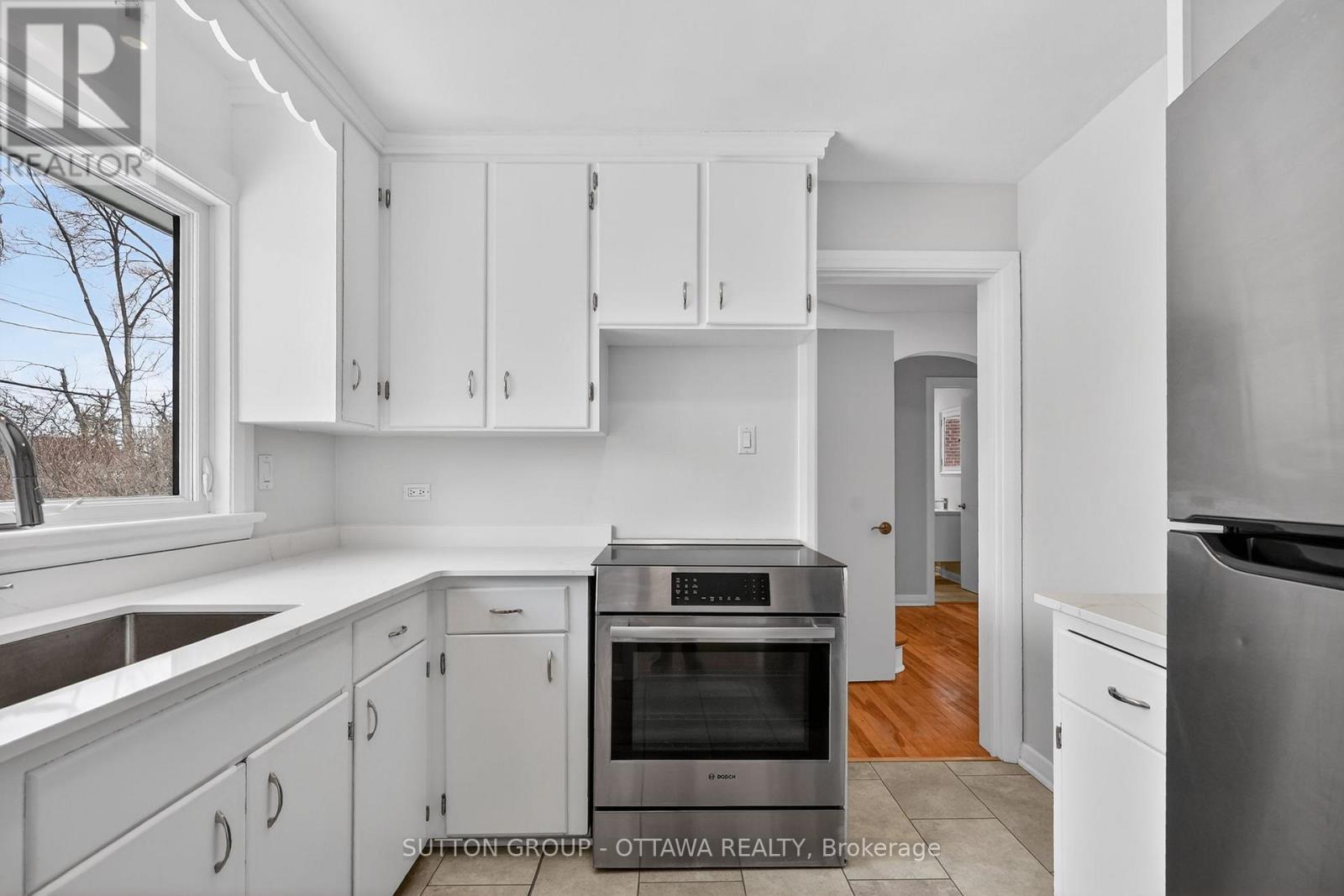 499 Neighbourhood Way