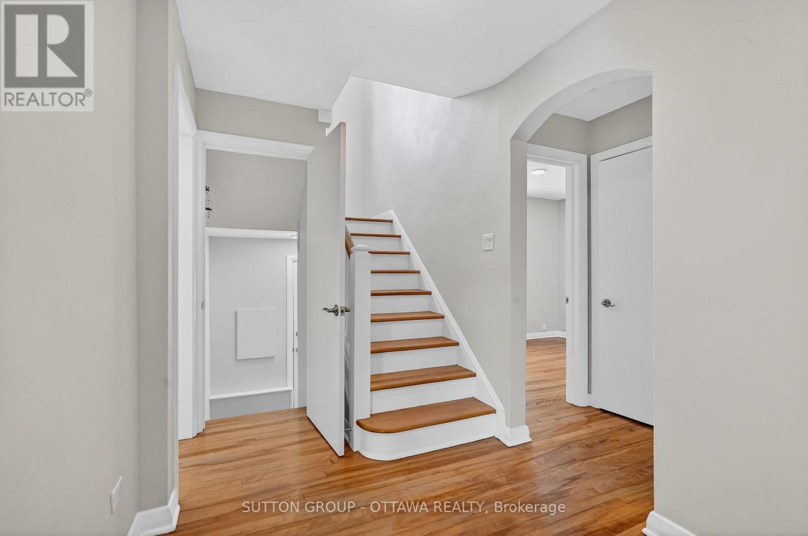 499 Neighbourhood Way